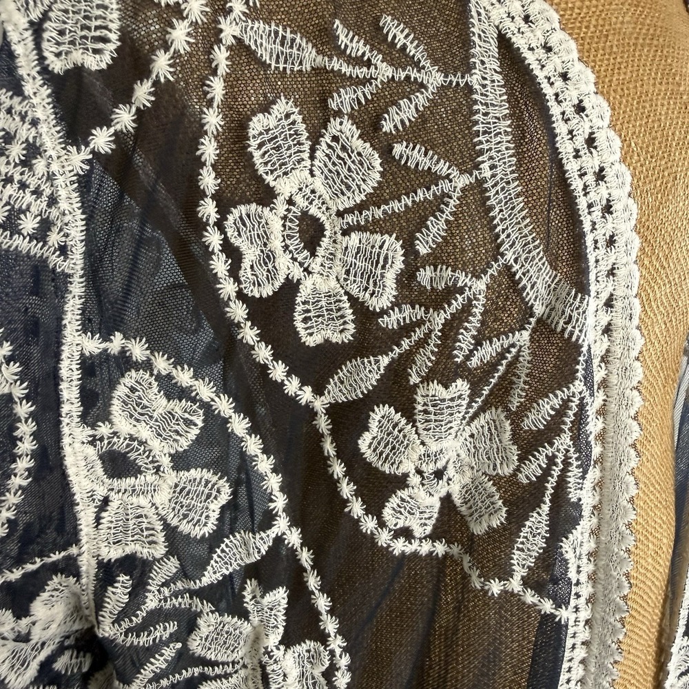 Embroidered Medallion‎ Mesh Long Kimono ONE SIZE Navy Blue Boho Beach Coverup - Picture 3 of 6